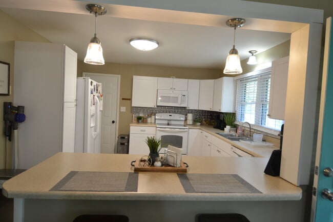 Photo - 1410 S Halliburton St