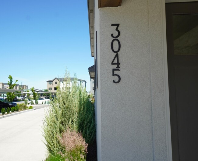 Photo - 3045 S Honeycomb Way