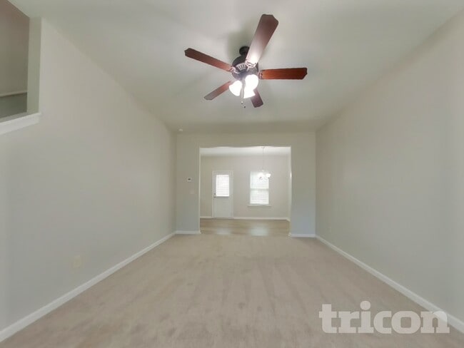 Photo - 45 Wyndham Ct