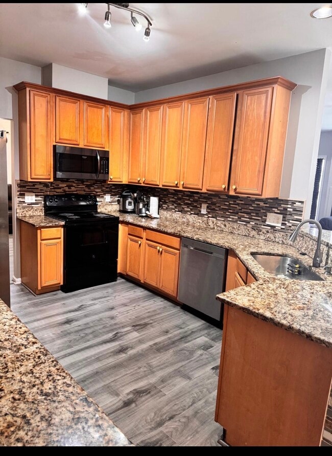 Photo - 5519 Southern Cross Ave