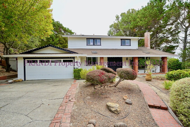 Building Photo - "Charming 4-Bed, 3-Bath Sanctuary in San R... Rental
