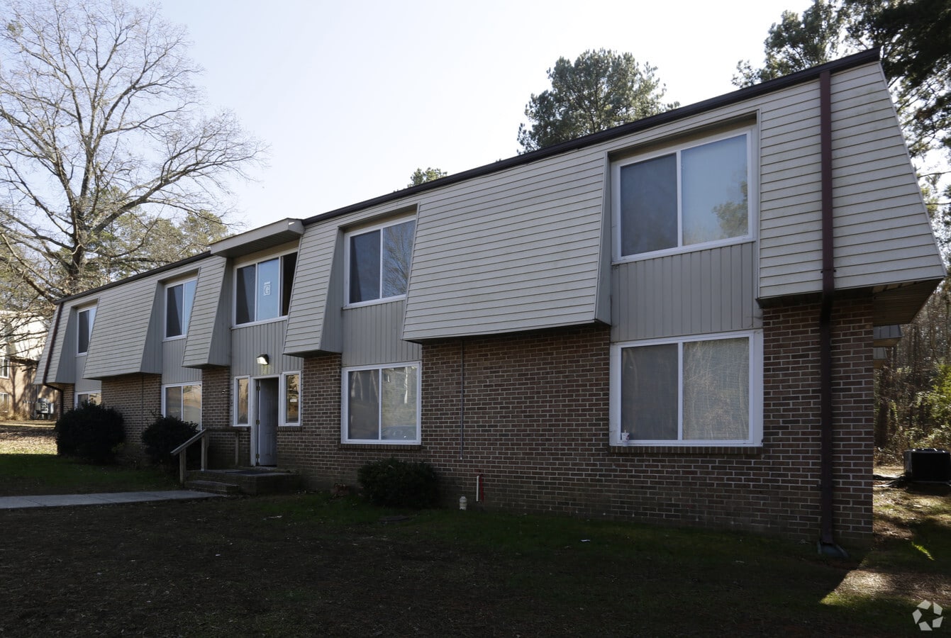 Photo - Carriage Hill Apartments