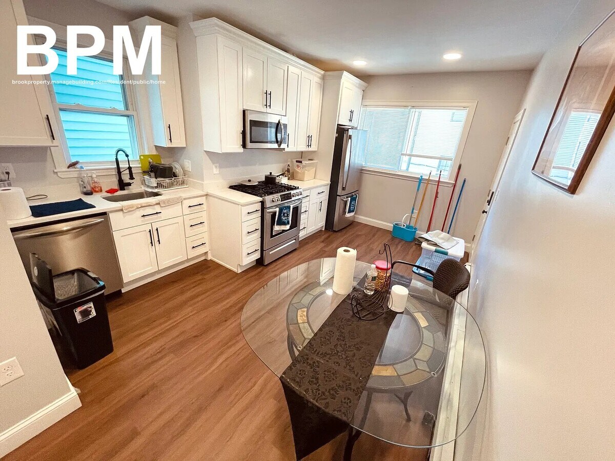 Photo - 235 Bennington St Unit 2