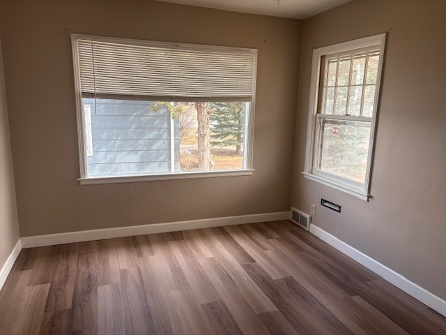 Photo - 720 E 15th St