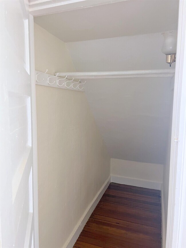 Photo - 44 Wilson Ave Unidad 1