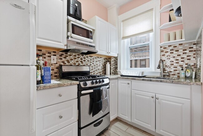 Photo - 1568 Commonwealth Ave Unit 8