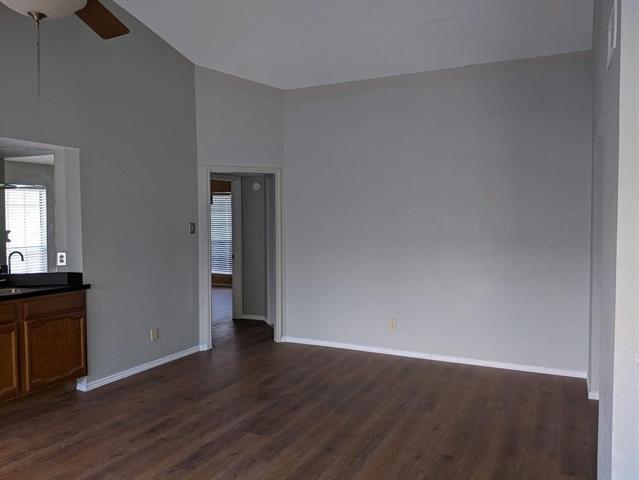 Building Photo - 3101 Townbluff Dr Unit 623