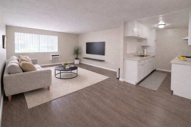 Photo - 1330 Sunset Ave, West Covina