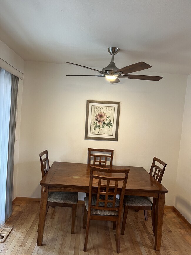 Photo - 820 Takena St SW Casa