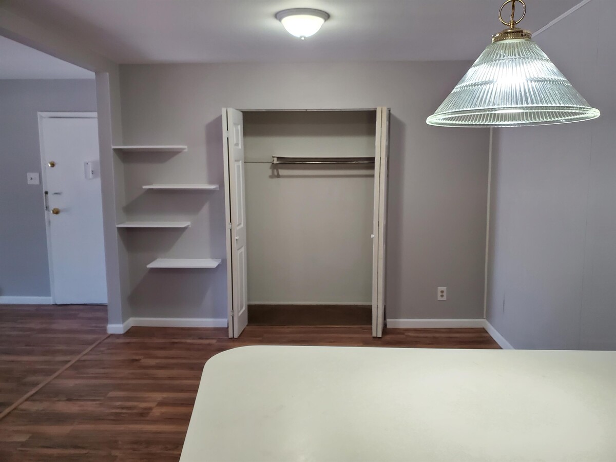 Photo - 7604 Hazelcrest Dr