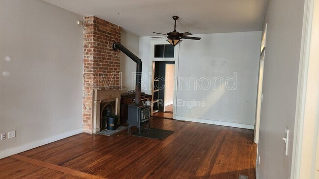 Photo - 411 S Laurel St