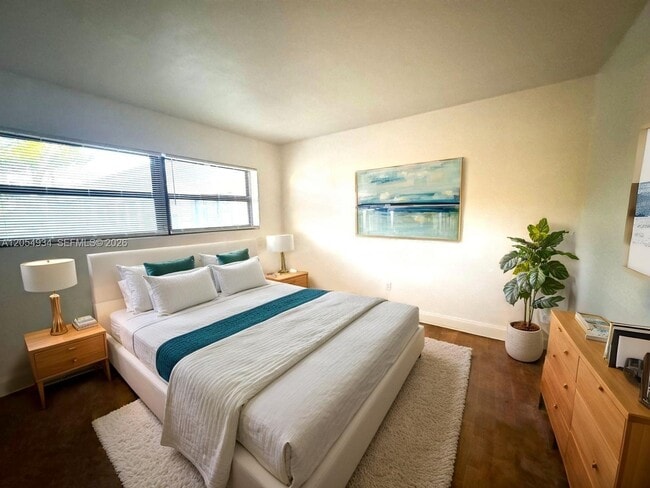 Photo - 1525 NE 135th St Unit 14