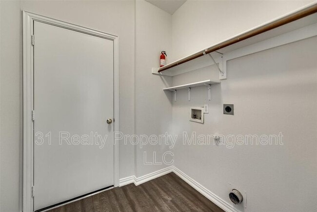 Photo - 5501 Fairfax Ct