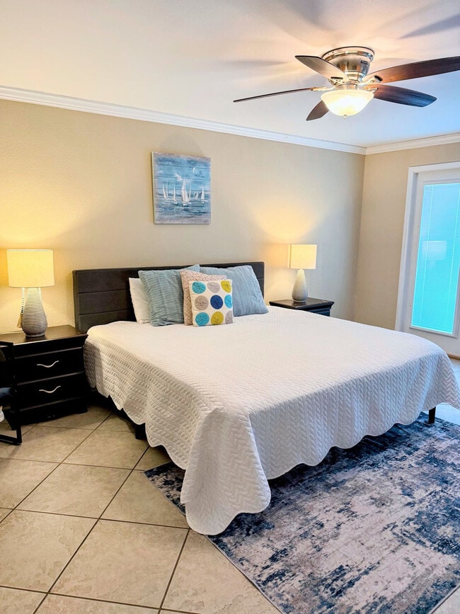 Photo - 2046 Beach Blvd Unit ID1364786P