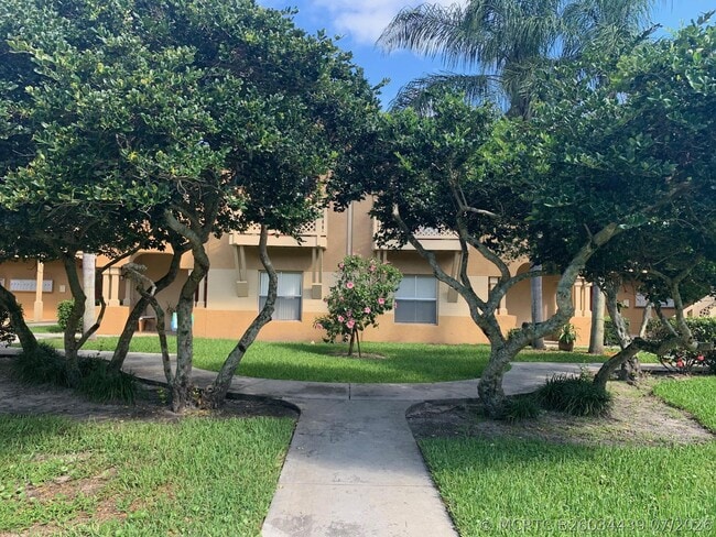 Photo - 4799 Via Palm Lakes Unit 1611