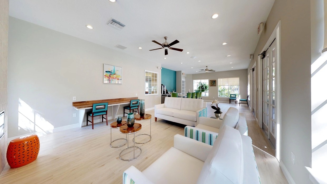 Photo - The Lakes at Deerfield Apartments