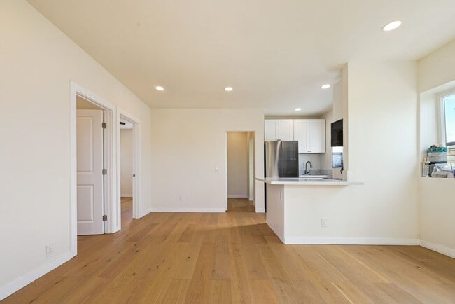 Photo - 3741 Park Blvd Unit 3741