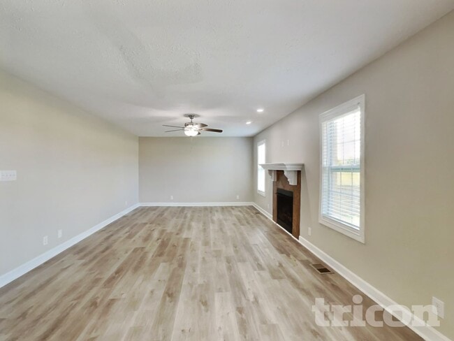 Photo - 1287 Eagle's View Dr