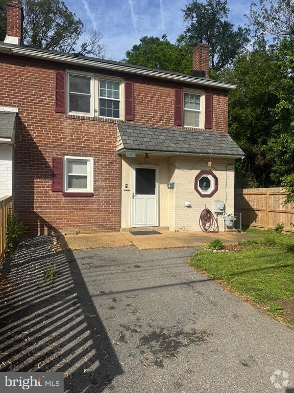 Building Photo - 39 N Pennewell Dr Rental