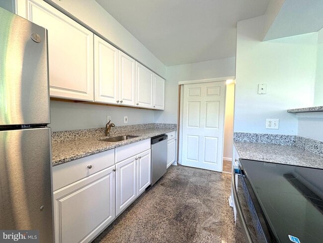 Photo - 9528 Hagel Cir