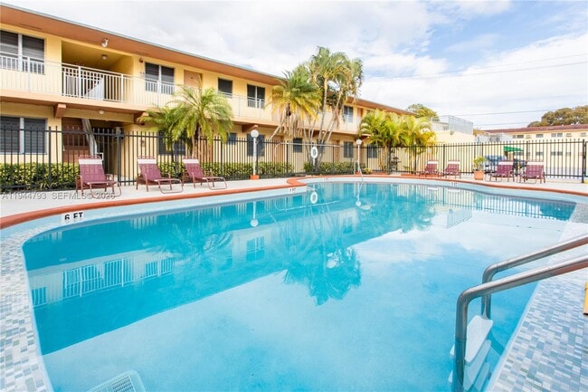 Photo - 75 Fairway Dr Unit 10W