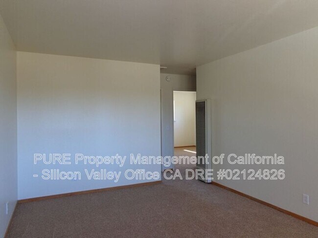 Photo - 508 Caledonia St Unit 4