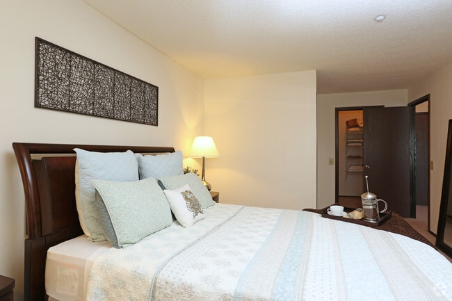 2BR, 2BA - Bellagio