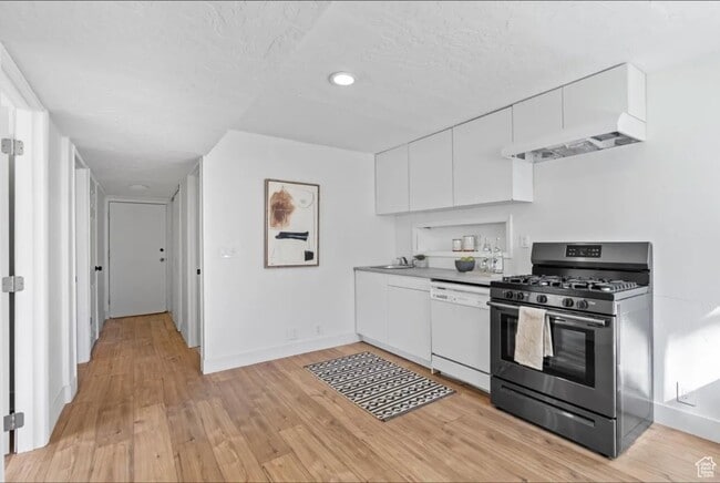 Photo - 5649 Bree St Unidad 5649 S Bree St