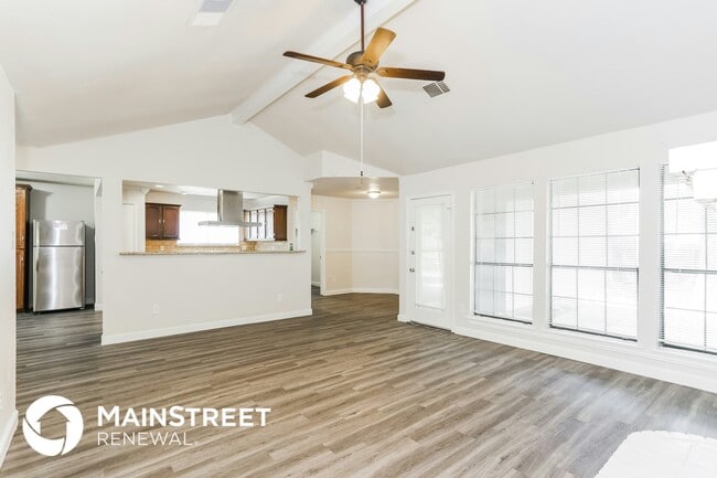 Photo - 2401 Cypress Dr