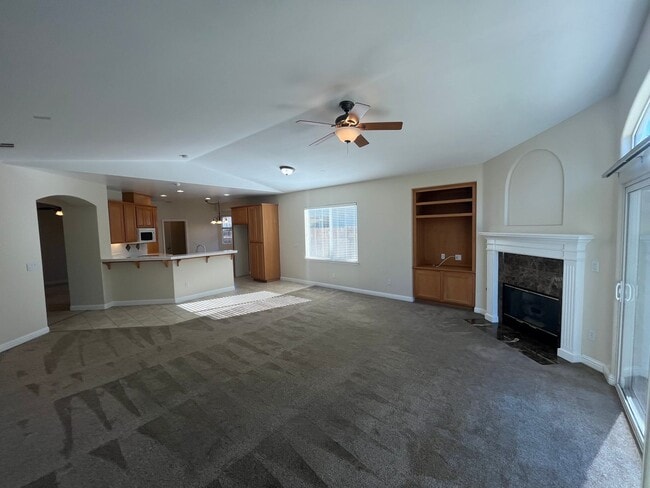 Photo - 2753 Stephen Pl