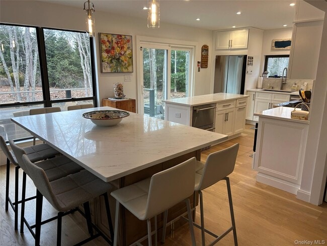 Photo - 40 Bonac Woods Ln