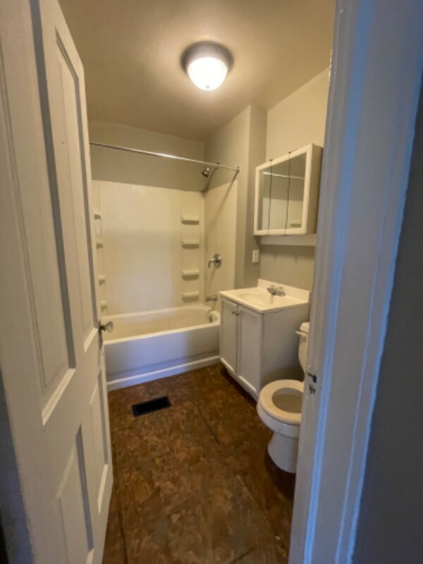 Photo - 2504 Miner St Unit 2 (upper)