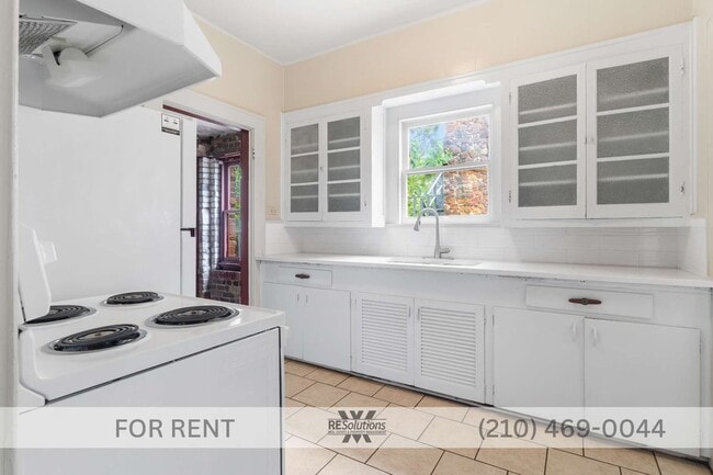 Photo - 1618 W Kings Hwy