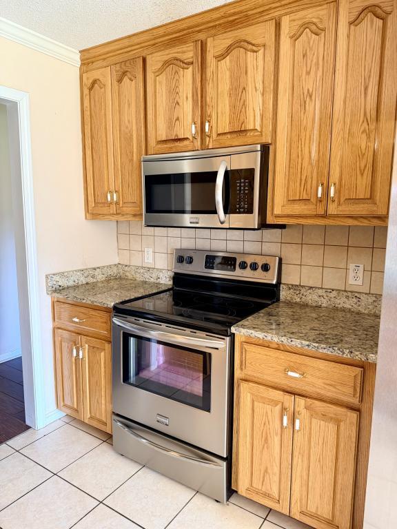 Photo - 103 Fieldstone Dr