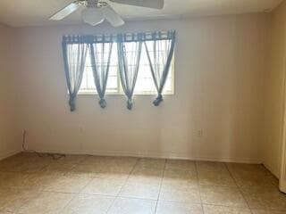 Photo - 3765 S Hopkins Ave Unidad 7a