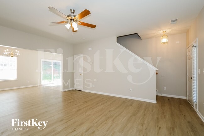 Photo - 2020 Pheasant Glen Rd