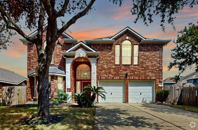 Building Photo - 16410 Bluff Springs Dr Rental