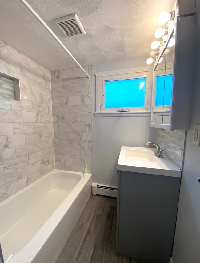 Photo - 145 Princeton St Unit 3