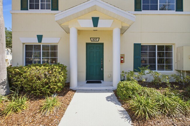 233 Cape Harbour Loop Unidad 107