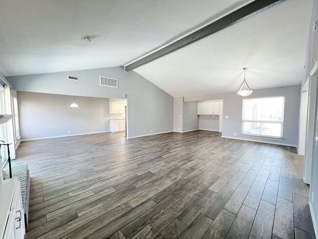 Photo - 12400 Doons Dr