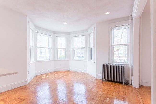 Living Room - 16-40 Queensberry Street