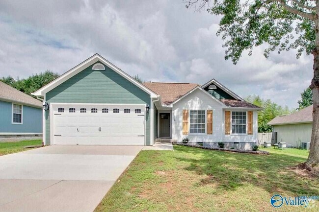 Building Photo - 118 River Oaks Dr Rental