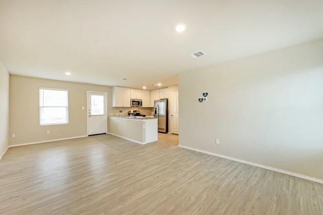 Photo - 5602 Basilica Pl