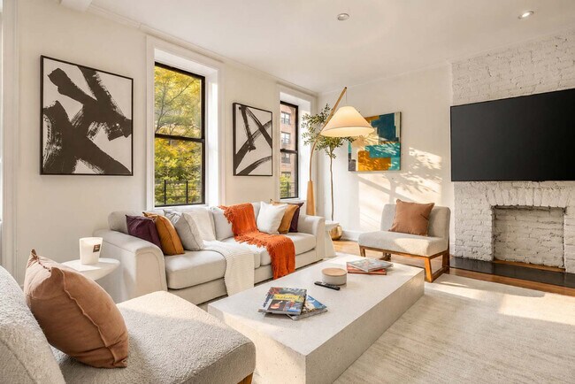 49 W 16th St Unit SI ID1256827P