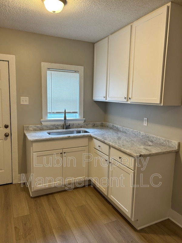 Photo - 2406 Forest Ave