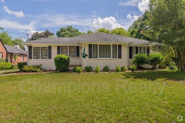 Building Photo - 1514 Crest Dr Rental