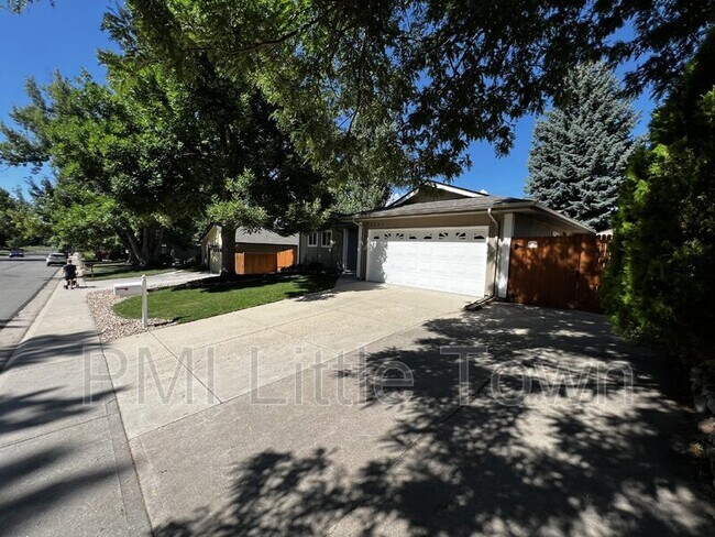 Photo - 2531 S Hoyt Ct House