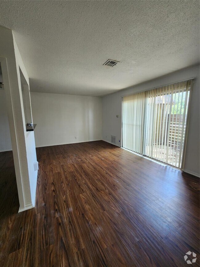 Building Photo - 4908 West Gate Blvd Rental