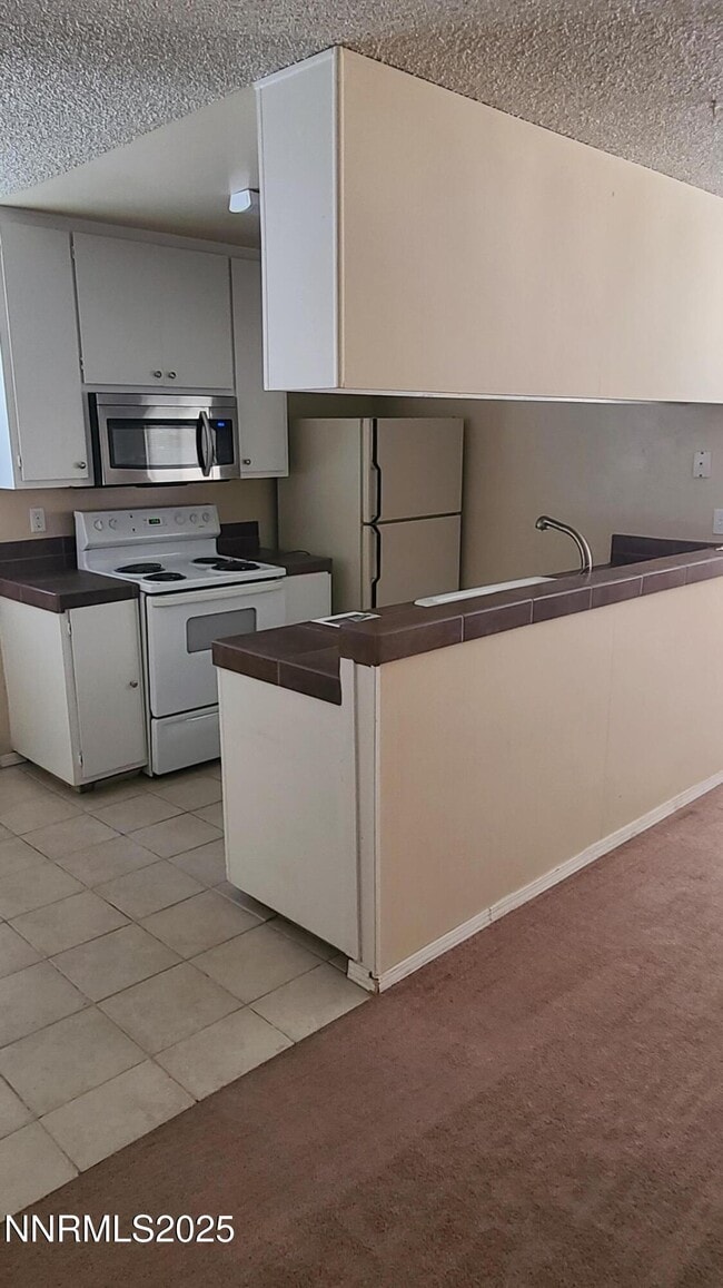 Photo - 5031 Catalina Dr Unit 4