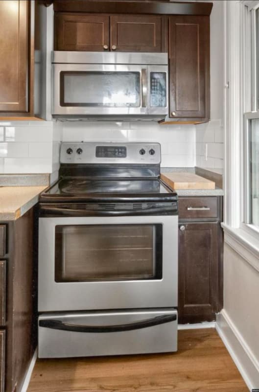 Photo - 304 S Poplar St